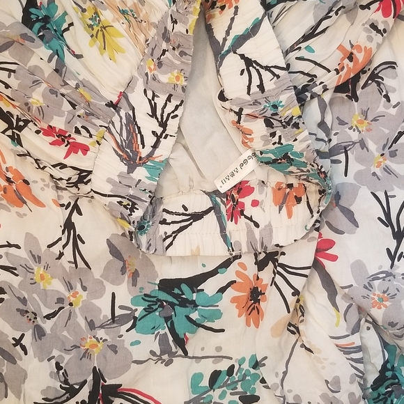 *FREE Gift* Floral Circle Style Skirt - Picture 3 of 3